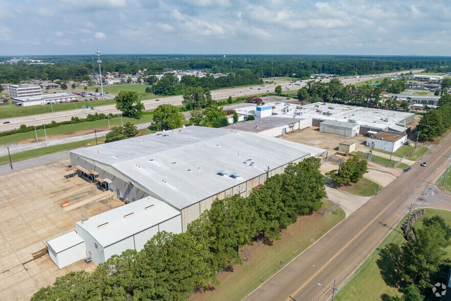 More Photos Of 8735 Hamilton Rd, Southaven Manufacturing For Lease