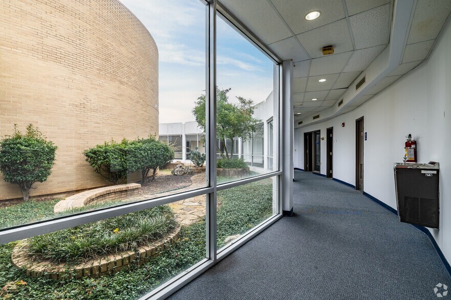 More Photos Of 4802 Texas Blvd, Texarkana Medical For Lease