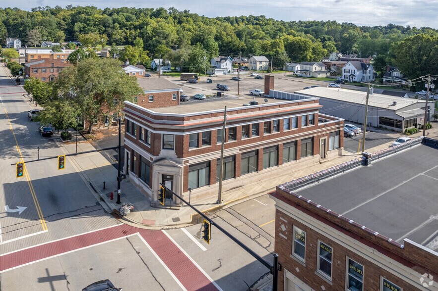 More Photos Of 251 E Main St, Batavia Office For Sale