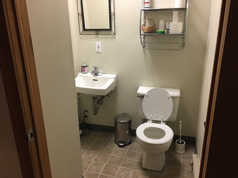 More Photos Of 83-85 Washington St, Norwalk Office For Sale