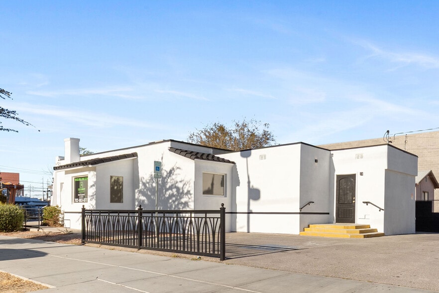 More Photos Of 310 Gass Ave, Las Vegas Unknown For Lease