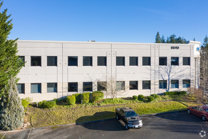 More Photos Of 6640 185th Ave NE, Redmond Flex For Sale