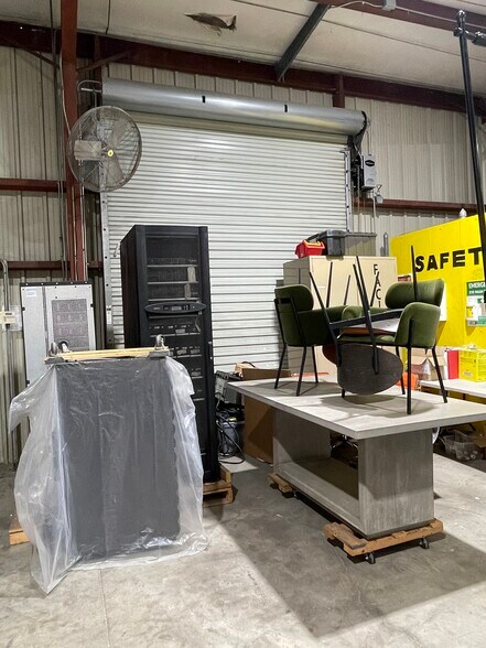 More Photos Of 251 Douglas Rd E, Oldsmar Warehouse For Sale