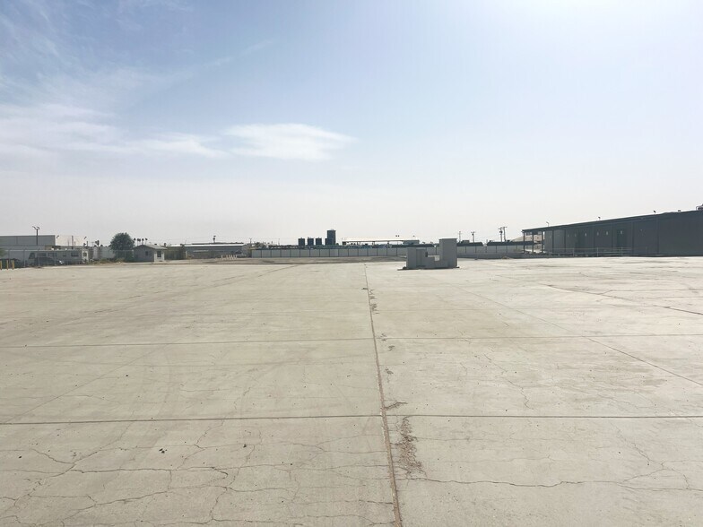 More Photos Of 3045 S Avenue 3 E, Yuma Warehouse For Lease