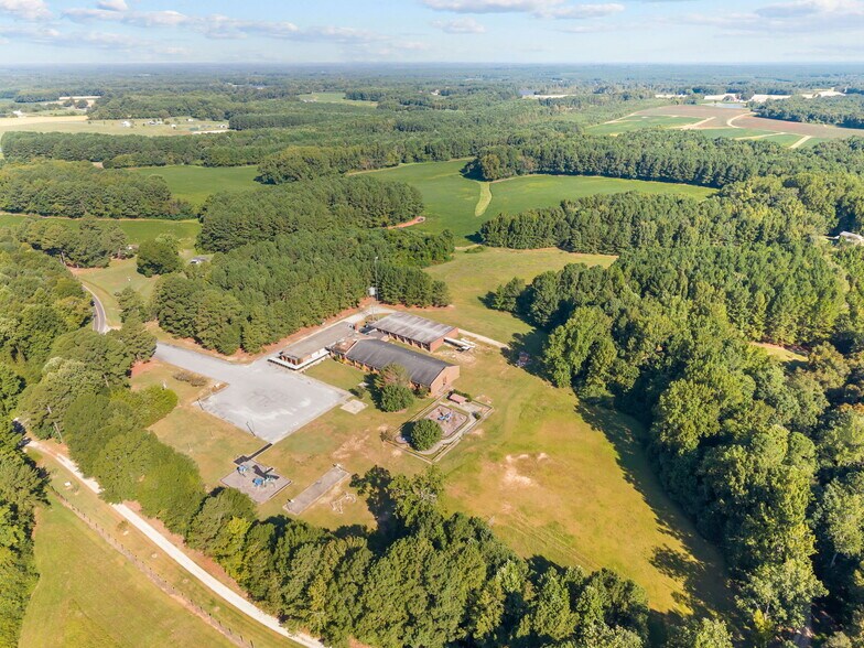 More Photos Of 8967 Cedar Grove School Loop Rd, Nashville Schools For Sale