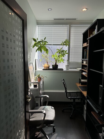 More Photos Of 139-149 Centre St, New York Medical For Sale