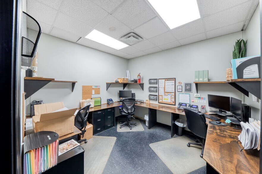 More Photos Of 1479 Ventura Dr, Cumming Light Distribution For Sale