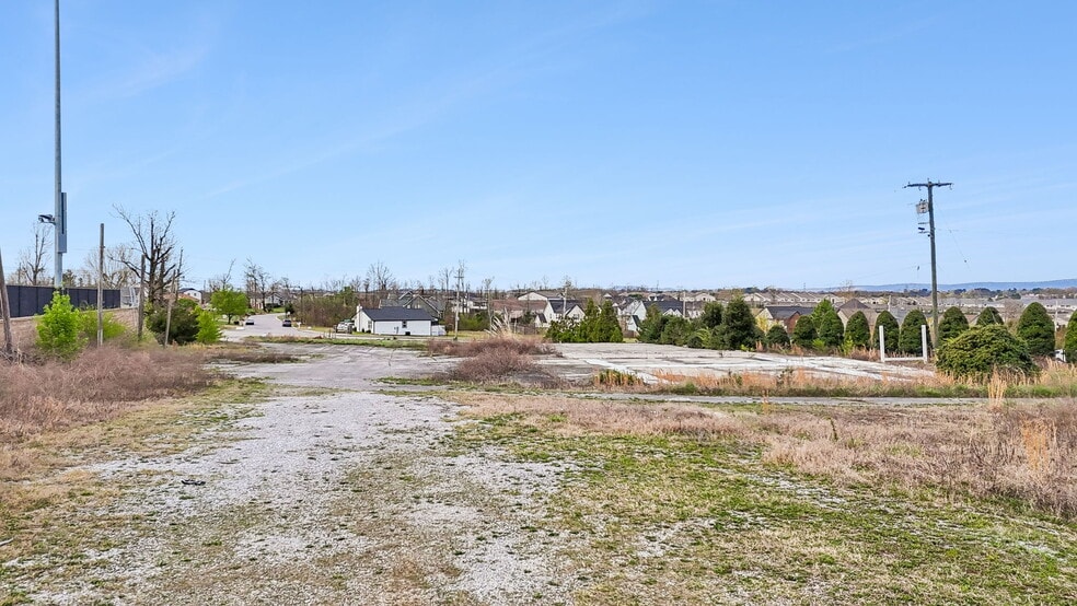 More Photos Of 7725 Shallowford Rd, Chattanooga Land For Sale
