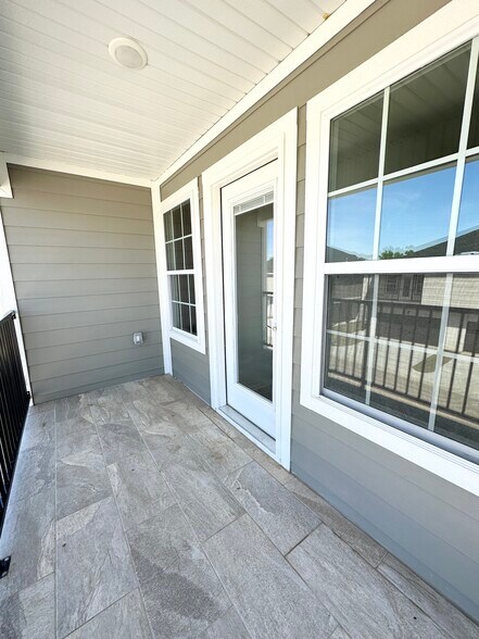 More Photos Of 959 S Rupple Rd, Fayetteville Multifamily For Sale