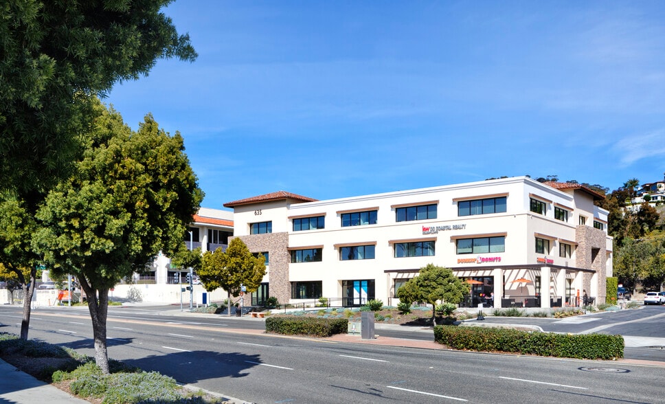 More Photos Of 635 Camino de los Mares, San Clemente Medical For Lease