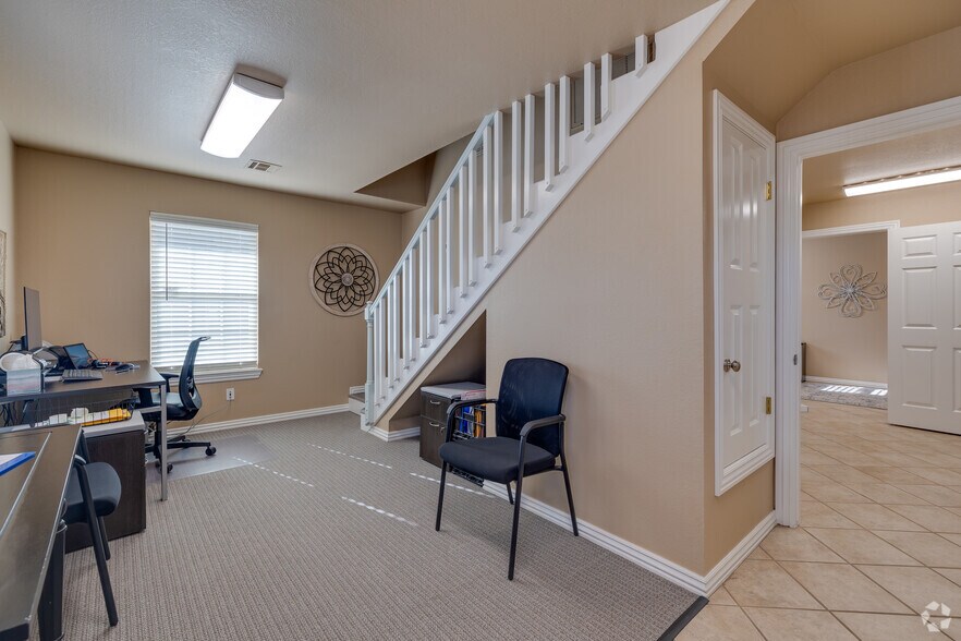 More Photos Of 8813 N 145th East Ave, Owasso Office Residential For Sale