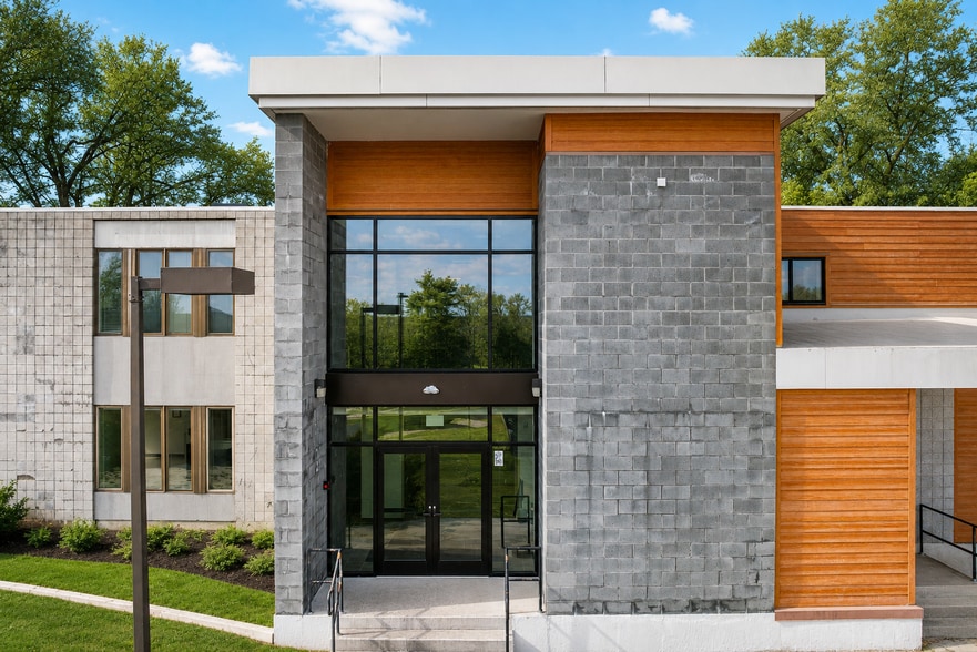 More Photos Of 183 Providence New London Tpke, North Stonington Unknown For Lease