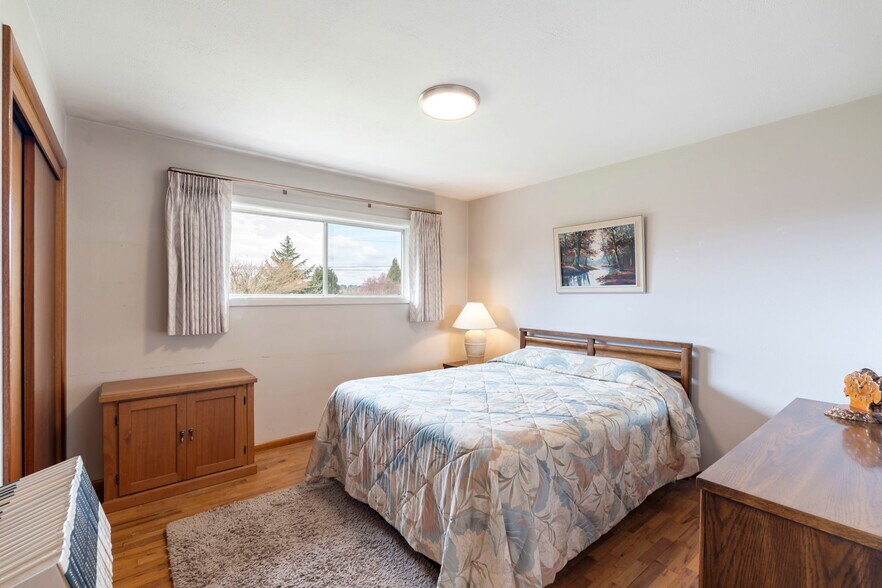 More Photos Of 1553 Bishop Rd, Chehalis Flex For Sale