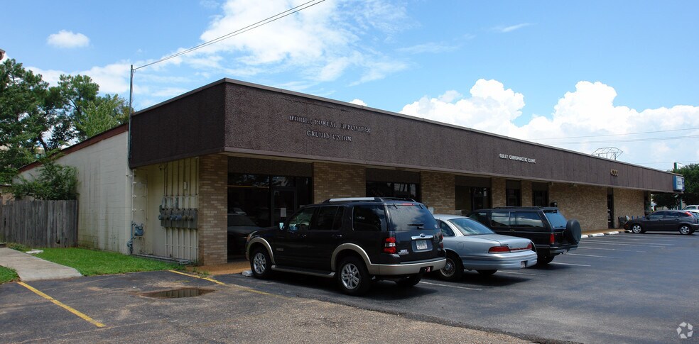 More Photos Of 798 Downtowner Blvd, Mobile Freestanding For Lease