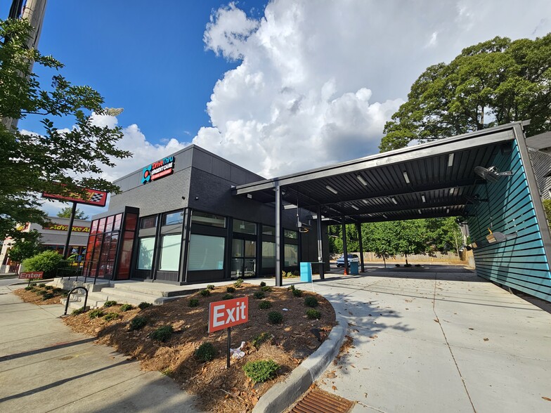 Primary Photo Of 1605 Howell Mill Rd NW, Atlanta Storefront Retail Office For Sale