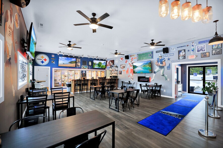 More Photos Of 802 S Shore Diamond Lake Rd, Newport Restaurant For Sale