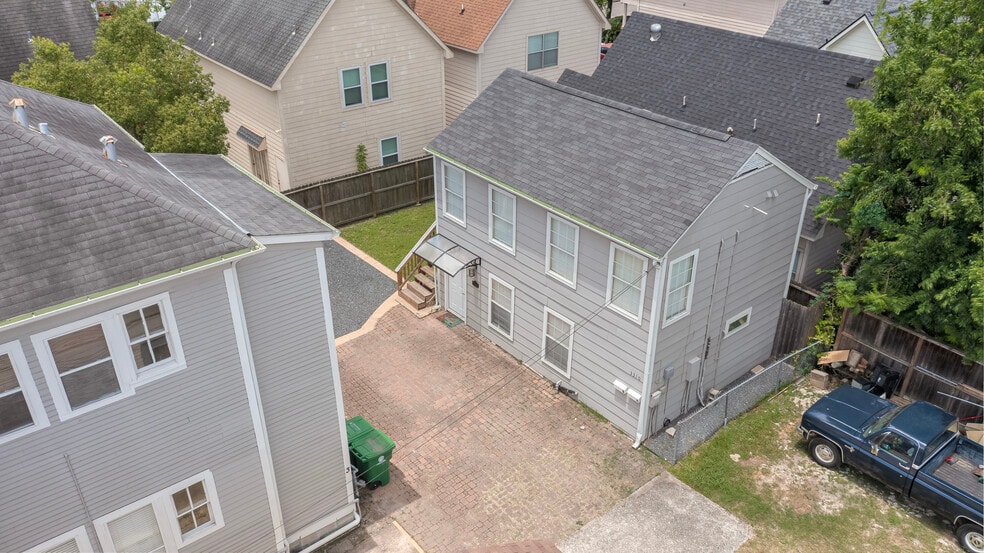 More Photos Of 3312 Crawford St, Houston Apartments For Sale