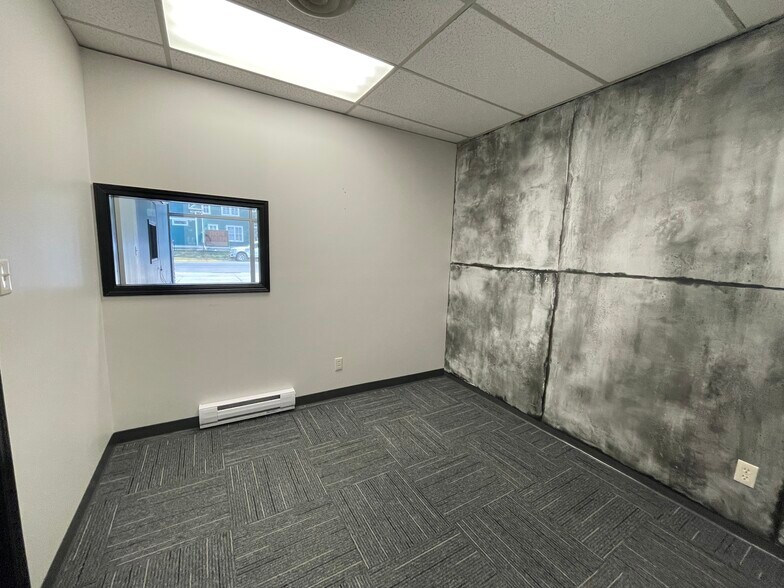 More Photos Of 4820 47 Ave, Red Deer Apartments For Lease