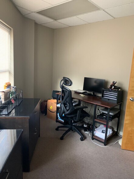 More Photos Of 1018 Bethlehem Pike, Spring House Unknown For Lease