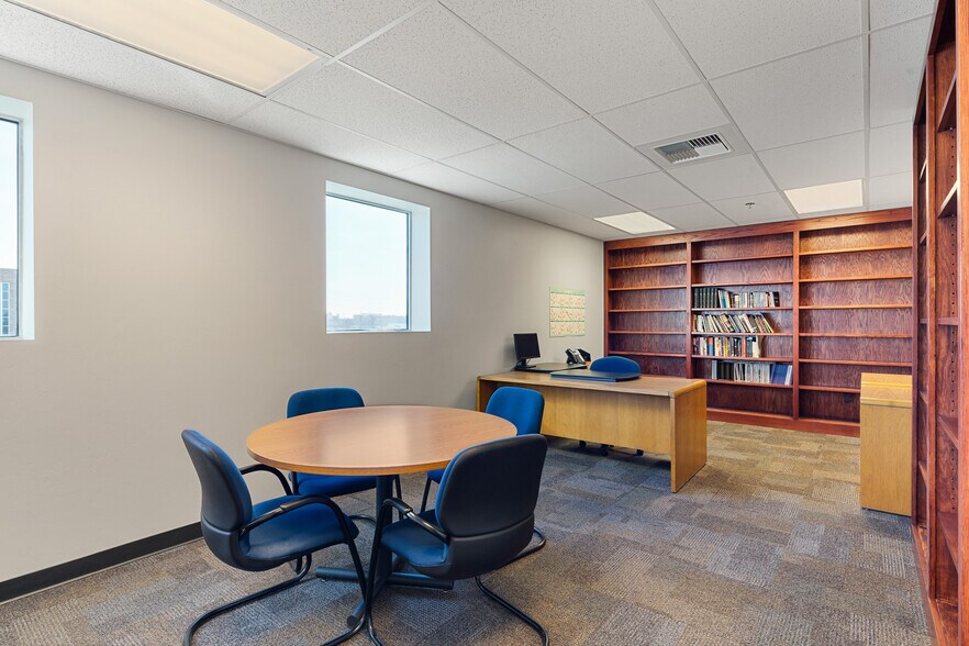 More Photos Of 5207 Young St, Bakersfield Industrial For Sale