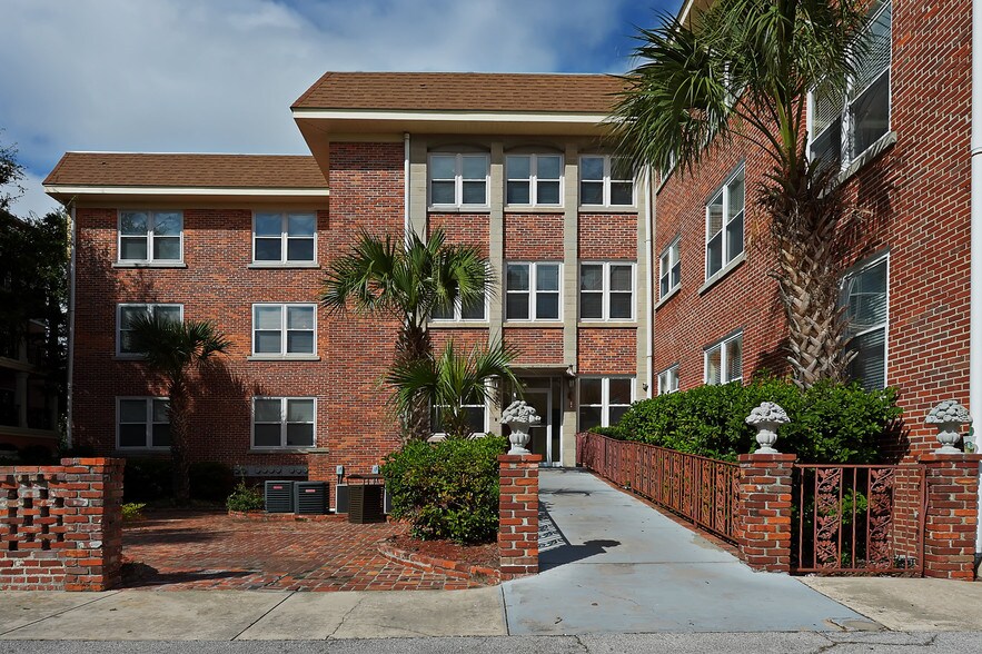 Primary Photo Of 2008 Riverside Ave, Jacksonville Office For Lease