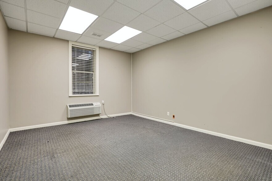 More Photos Of 45 N Village Ave, Rockville Centre Office For Sale