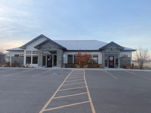Primary Photo Of 3729 Woodking Dr, Idaho Falls Medical For Lease