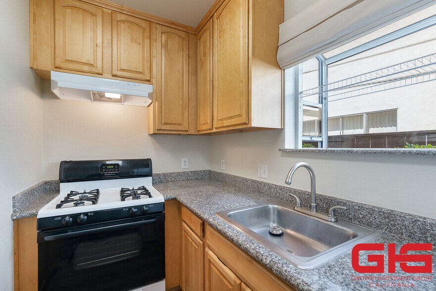 More Photos Of 380 S Sierra Madre Blvd, Pasadena Apartments For Sale