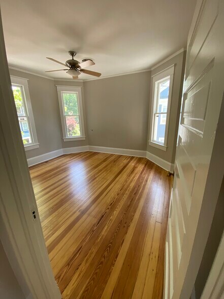 More Photos Of 1306 Hillsborough St, Raleigh Loft Creative Space For Lease