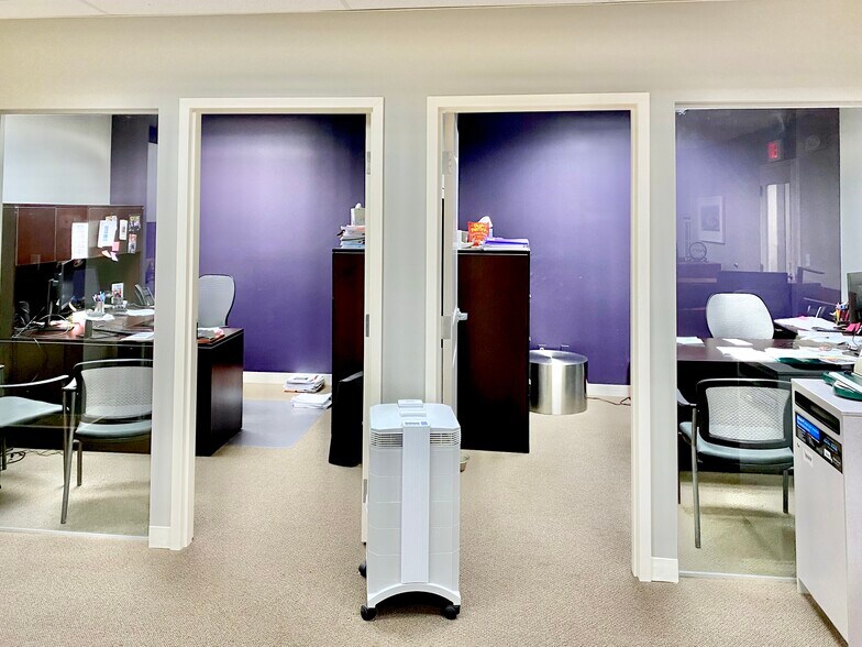 More Photos Of 7160 Chagrin Rd, Chagrin Falls Medical For Lease