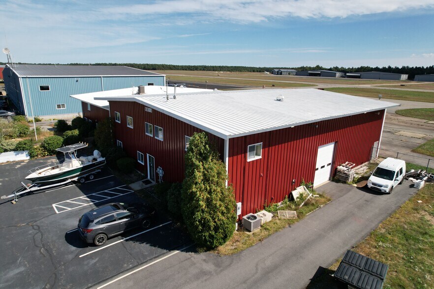 More Photos Of 246 S Meadow Rd, Plymouth Flex For Lease