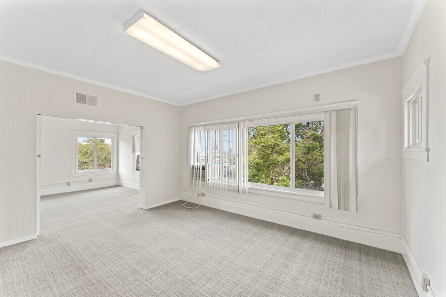 More Photos Of 4000 Broadway, Oakland Medical For Lease
