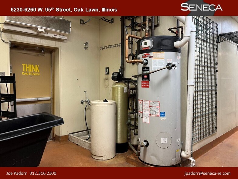 More Photos Of 6230-6260 W 95th St, Oak Lawn Unknown For Lease