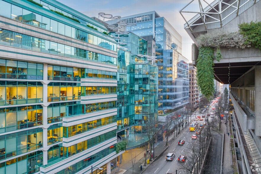 More Photos Of 938 Howe St, Vancouver Office For Sale