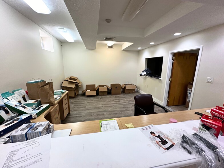 More Photos Of 76 Battery Ave, Brooklyn Apartments For Lease