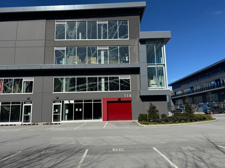 More Photos Of 4899 Vanguard Rd, Richmond Warehouse For Sale