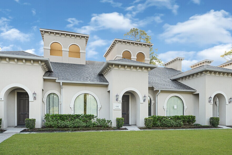 More Photos Of 12816 Willow Centre Dr, Houston Loft Creative Space For Sale