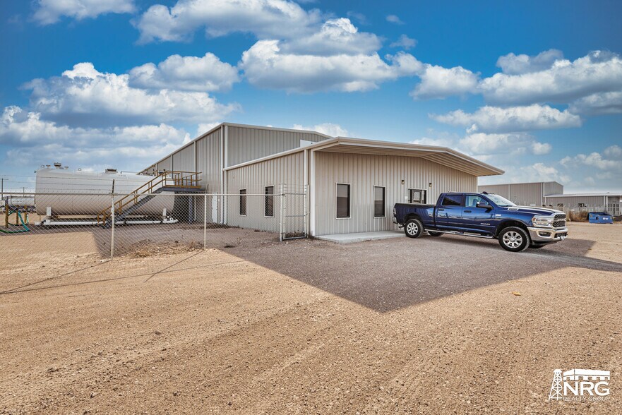 More Photos Of 2208 E County Road 130, Midland Industrial For Sale