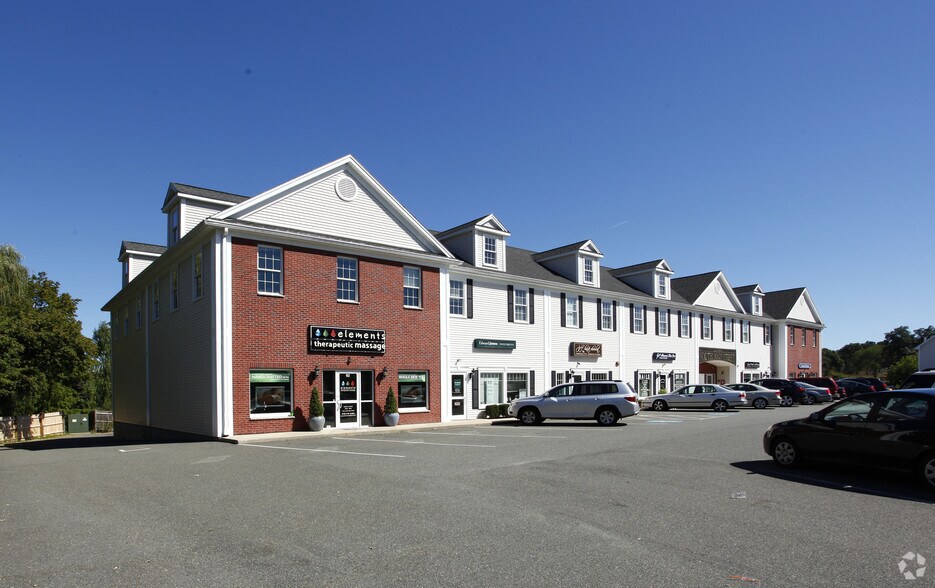 More Photos Of 100 S Main St, Middleton Office For Lease