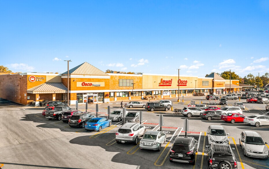 More Photos Of 8707-8767 Ridgeland Ave, Oak Lawn Unknown For Lease