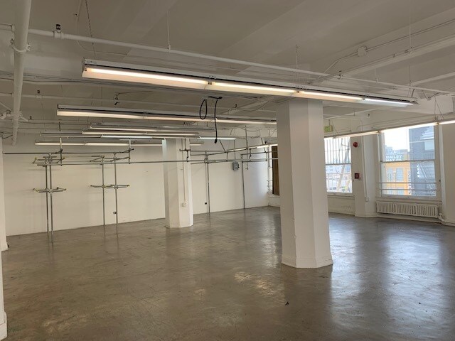 More Photos Of 656 S Los Angeles St, Los Angeles Loft Creative Space For Lease