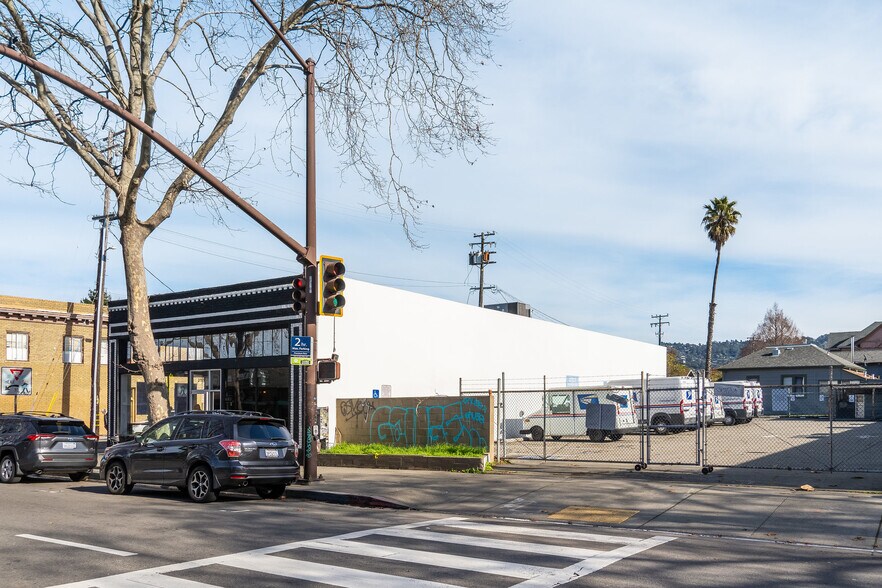 More Photos Of 2101 San Pablo Ave, Berkeley Restaurant For Sale