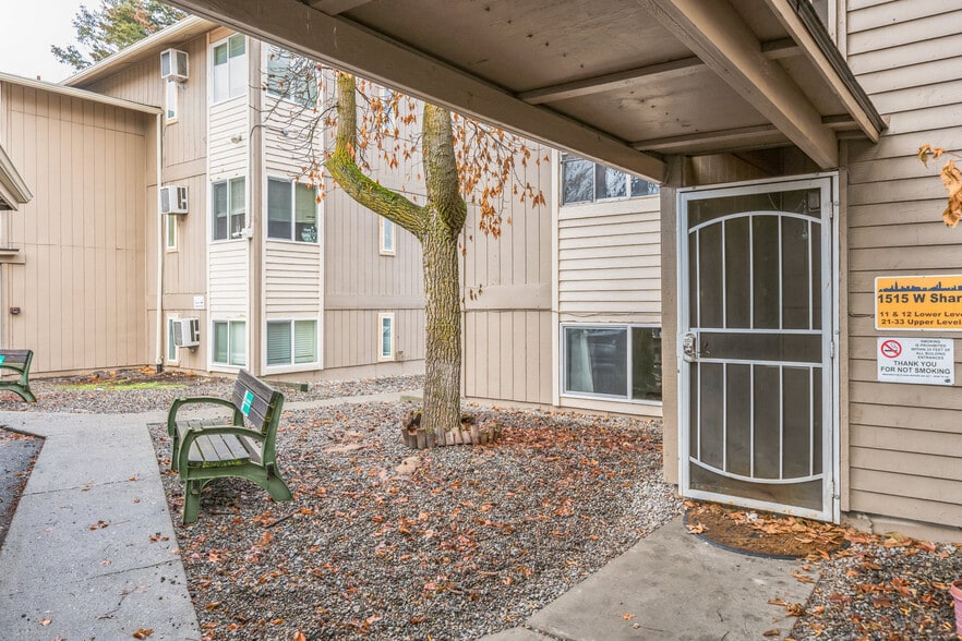 More Photos Of 1515-1519 W Sharp Ave, Spokane Apartments For Sale