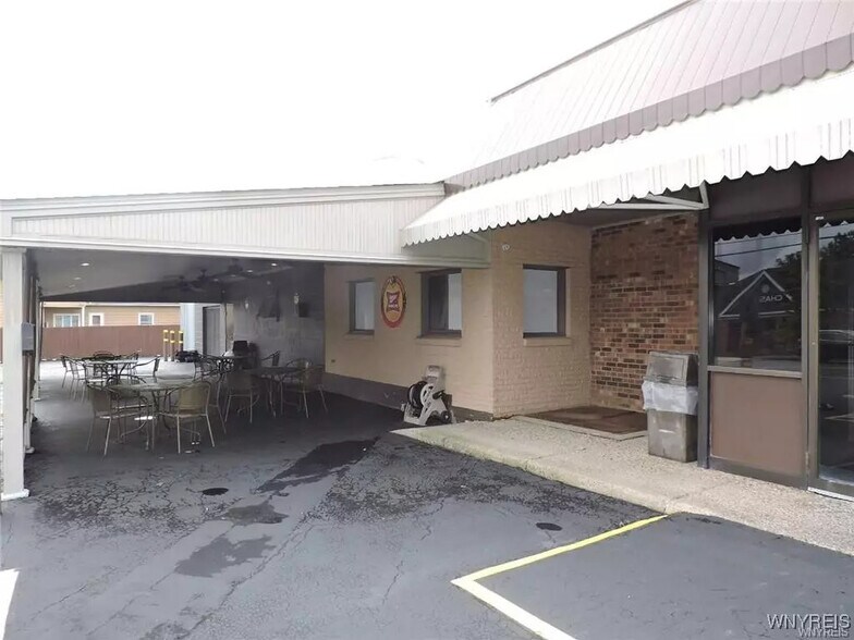 More Photos Of 5055 Broadway, Depew Restaurant For Sale