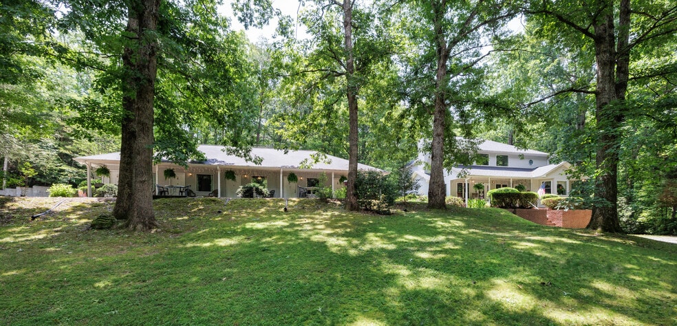 More Photos Of 129 Hiawatha Trl, Pickens Hotel For Sale