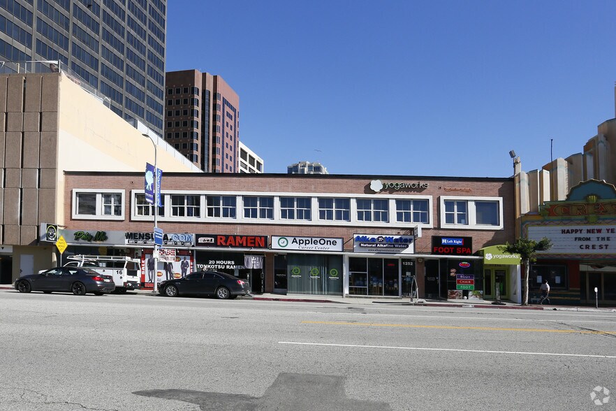More Photos Of 1244-1256 Westwood Blvd, Los Angeles Storefront For Lease