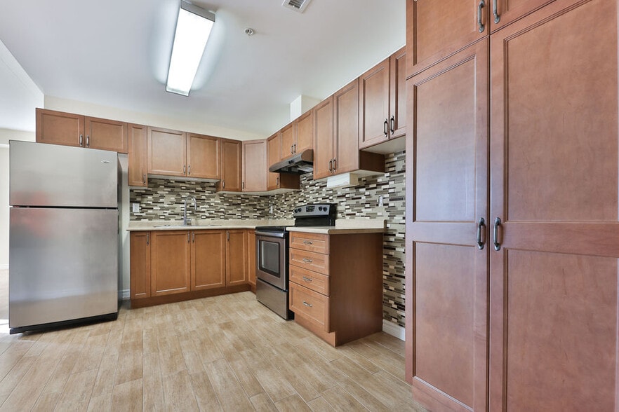 More Photos Of 1489 Upper Gage Av, Hamilton Apartments For Sale