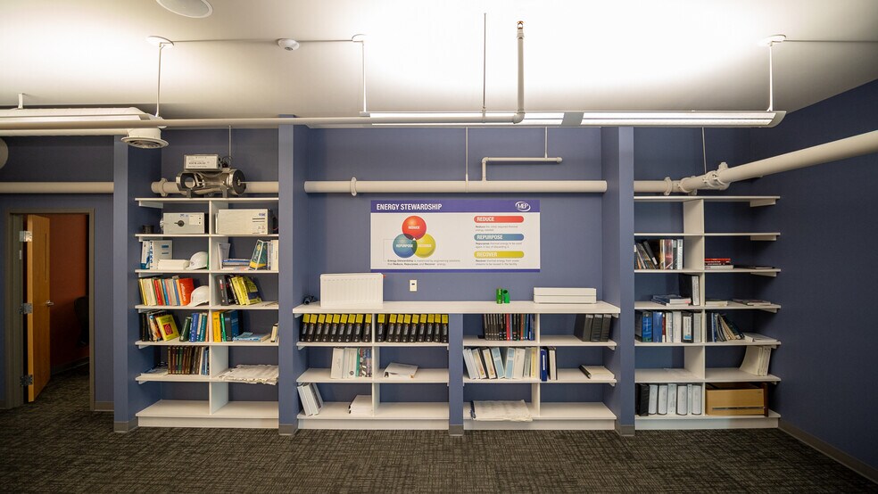 More Photos Of 3416 Lakeridge Pl NW, Rochester Office For Lease