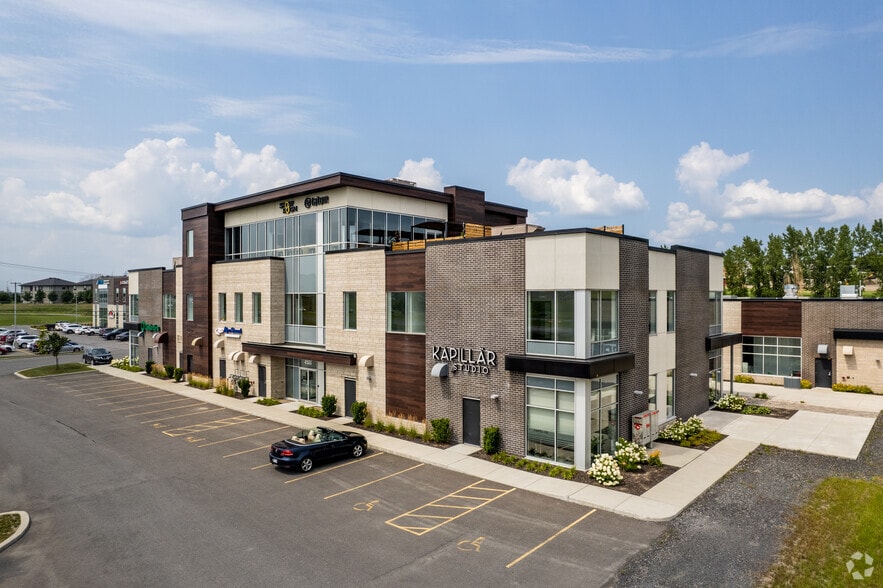 Primary Photo Of 4500 Ch Du Crépuscule, St-Mathieu-de-Beloeil Office For Lease