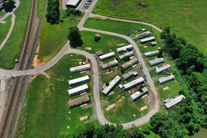 More Photos Of 400 S Front St, Noble Manufactured Housing Mobile Home Park For Sale